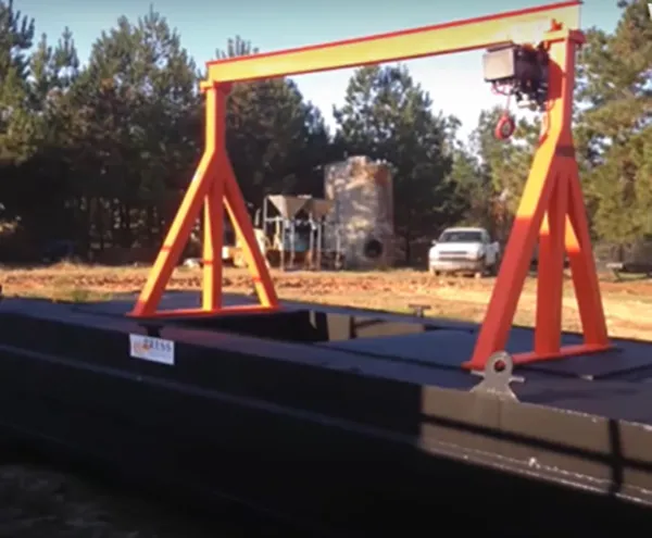 Tank Barge Dredge