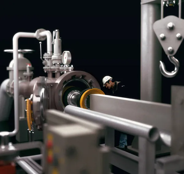 PIPELINE PIGGING SYSTEM