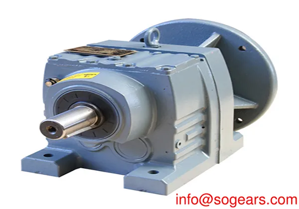Coaxial helical inline gearbox