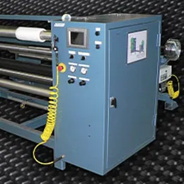 compact and versatile slitting machine