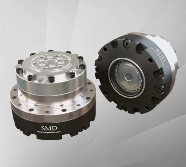 HARMONIC GEARBOX WITH SOLID SHAFT END