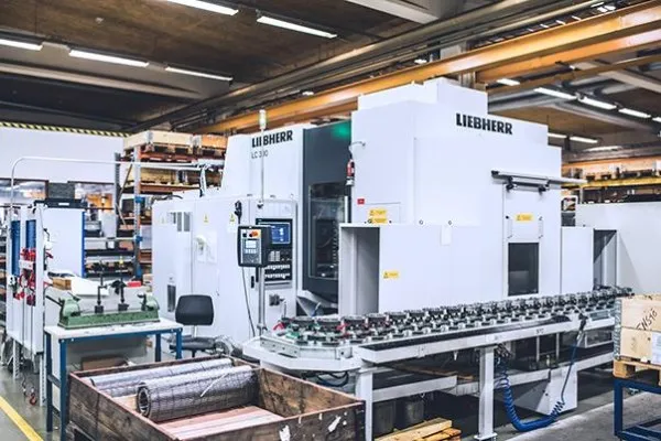 gear hobbing and shaping machines