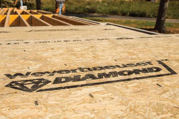 DIAMOND™ PREMIUM FLOOR PANELS